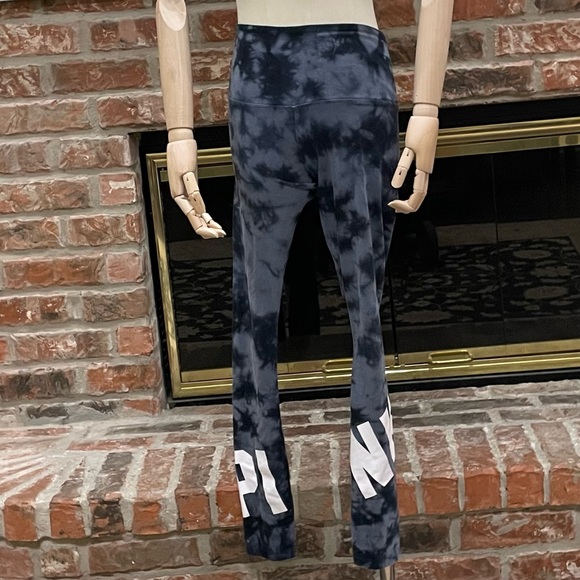 PINK Victoria's Secret Pants - Victoria’s Secret PINK grey/blue tie dyed yoga pants / XS / Excellent condition